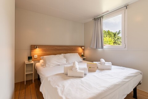 호티데이 라고 디 레비코