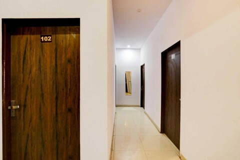 Collection O Getor Jagatpura Railway Station