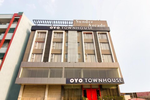 Super townhouse moosapet Rcc Prime