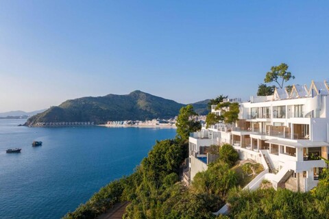 미위에, 선전 포지타노 클리프 씨뷰 리조트