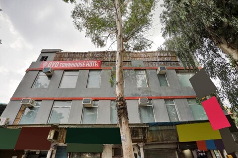 Hotel O Sky View Residency