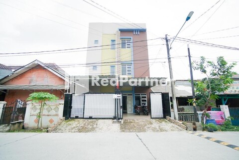 인다 레지던스 샤리아 미트라 레드도즈