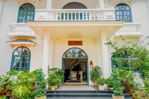 추 맨션 달랏 - 칠 앤 그릴 앤 피클볼