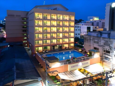 이스티니 프라자 호텔