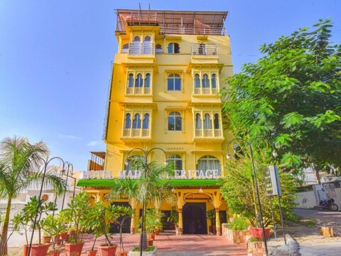 Hotel Mahima Heritage near Fateh Sagar Lake