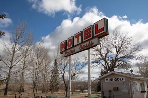 Prairie Oasis Tourist Complex-i