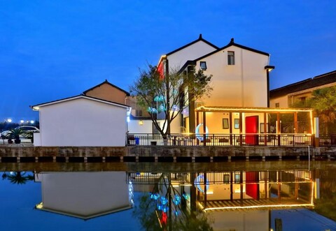 상하이 란펑 인텔리전트 라이트 레지던스 호텔