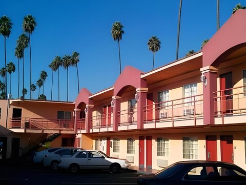 밸류 인 할리우드