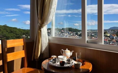 밀란 호텔 다랏