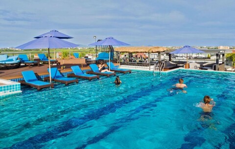 퀄리아 드 호텔 호이 안 - 루프탑 바 시티뷰