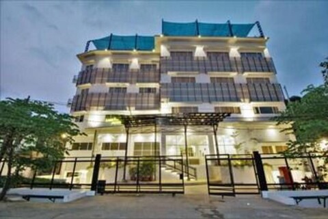 Lenna Residence Premiere