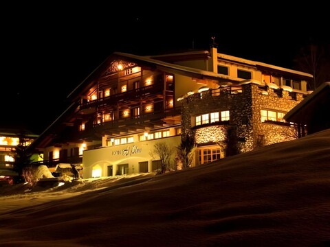 Al Plan, A mountain moving hotel