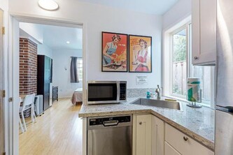 Rosie’s Retro River Flat