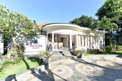 우다야나 유니버시티 짐바란 2