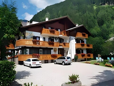 Cimon Dolomites Hotel