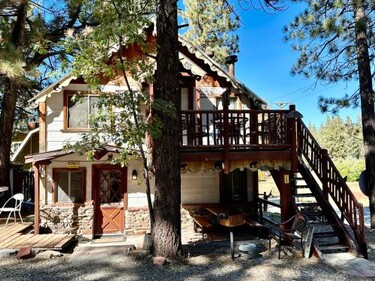 Big Bear Lake - Tulip Lane Cabin #22