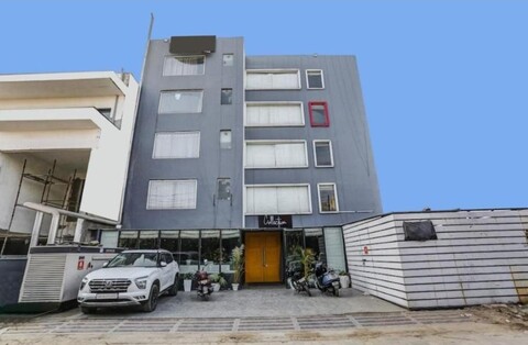 Arena Hotel