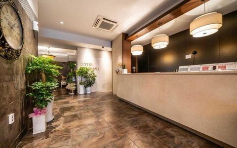 시흥 정왕동 나비야