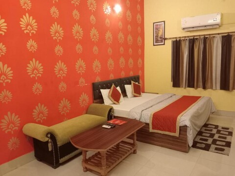 Goroomgo Mandakini Paying Guest House Varanasi