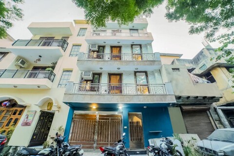 Hotel O Royal Discovery