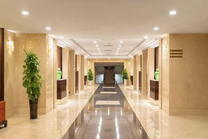 Bell Tower Hotel