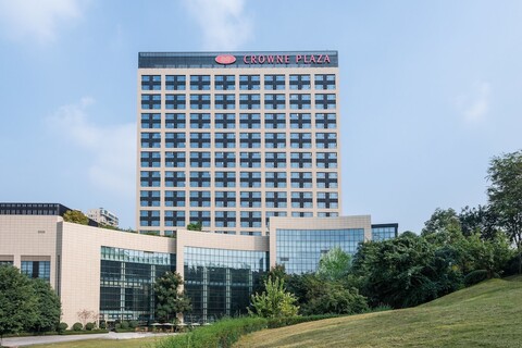 크라운 플라자 청두 판다 가든 바이 IHG - 판다 베이스 근처