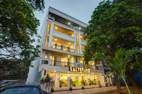 Saltstayz Premier- Arjun Marg