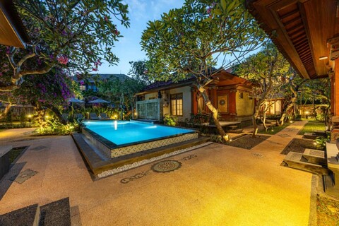 코브 지바 나타야