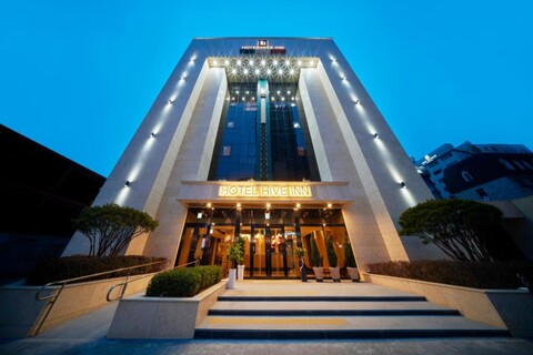 호텔 하이브 인