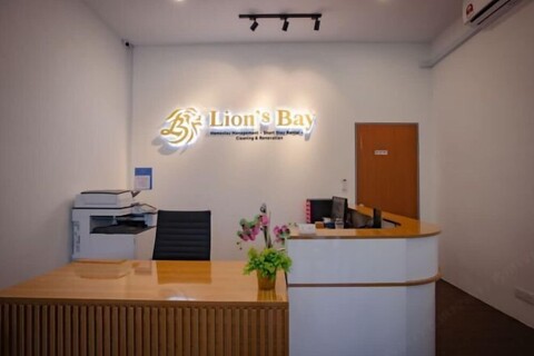 Seafront Country Garden Danga Bay by Lions Bay