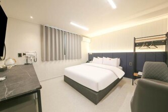 이지 스테이 호텔