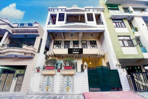 Collection O Sikar Road Jaipur