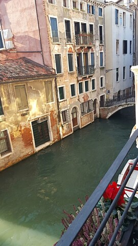 카사 피사니 카날