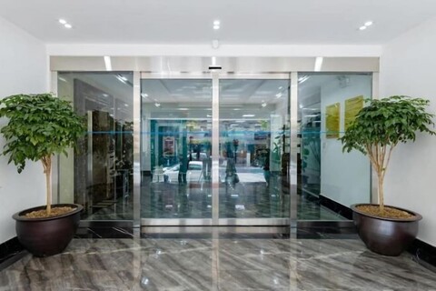 Phong Lan Building and Apartments