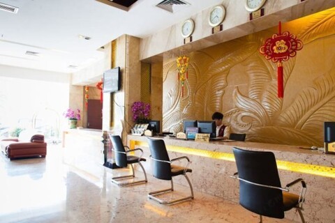 Hainan Hongyun Hotel (Haikou Qilou Old Street)