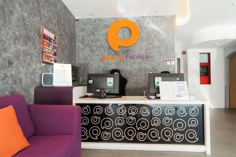 Orange Premier Hotel Taman Segar