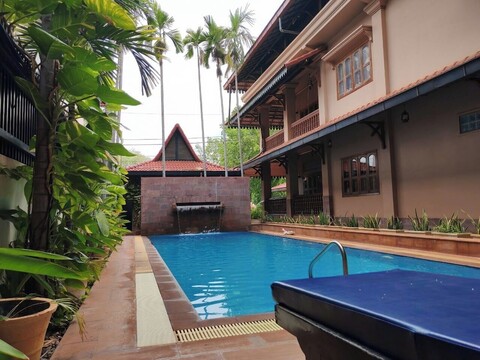 샤이닝 앙코르 호텔 아파트먼트