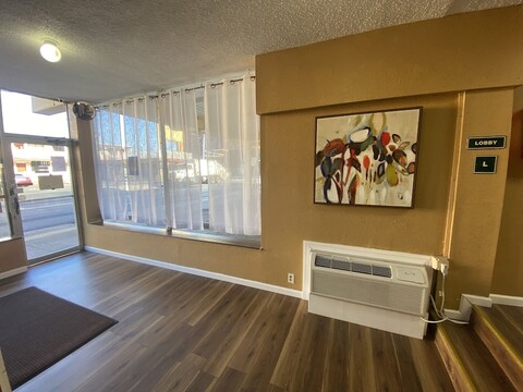 레드 카페트 인 & 스위트