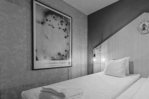 호텔 위드 어반 델리