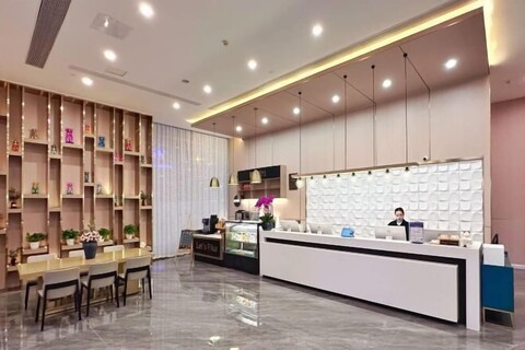 Echarm Plus Hotel (Changsha Hongxing Desiqin Plaza)