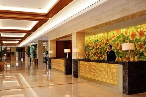 Yangzhou Slender West Lake Huijin Hotel