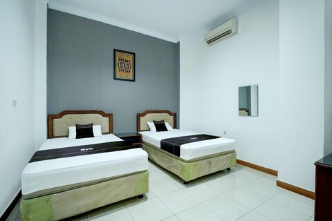 Dancenter Hotel Mutiara Kelapa Dua