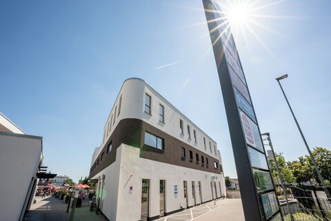 위 룸스 숏스테이