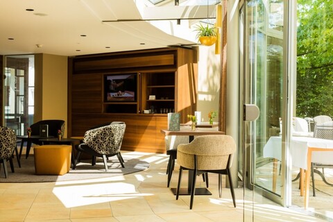 엔지멧 시티 & 가든 호텔