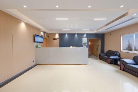 Shanghai Comet Hotel