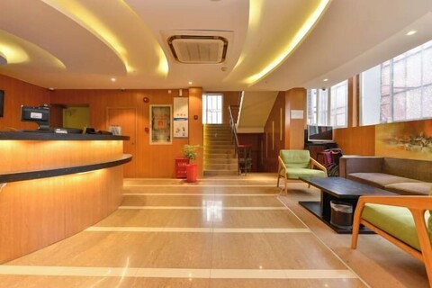 Xiangru Chain Hotel (Shanghai Caogen