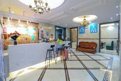 Lido Shuimu Hotel (Chengdu Shuangliu Airport Information Engineering University Store)