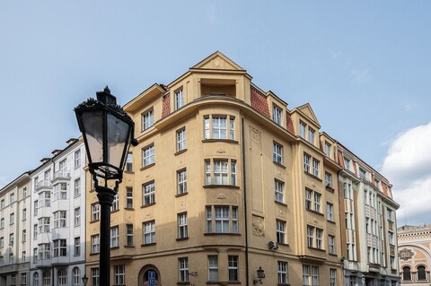 아파트먼트 & 주차장