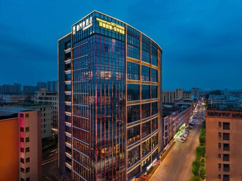 Kangmenzi Hotel (Qishi Commercial Street Branch)