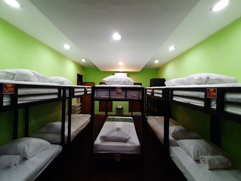 더 르기안 777 게스트 하우스